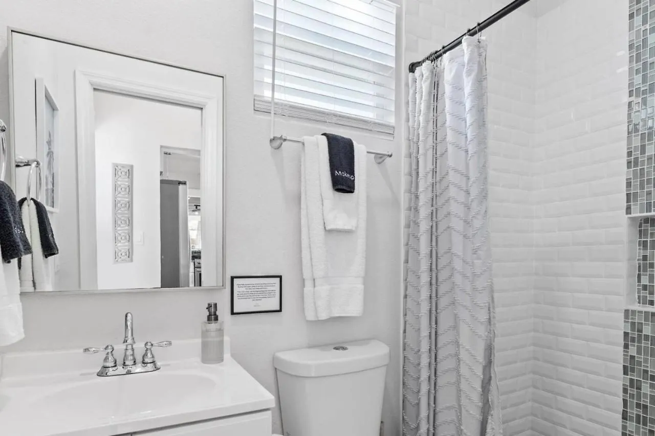 Sunny Days - Pet Friendly 3 Bedroom Home With Heated Pool & Hot Tub Tampa États-Unis