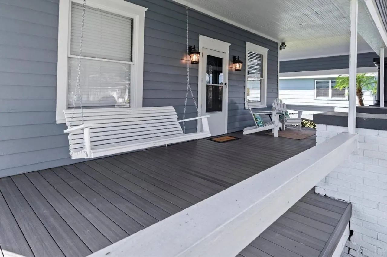 Sunny Days - Pet Friendly 3 Bedroom Home With Heated Pool & Hot Tub Tampa États-Unis